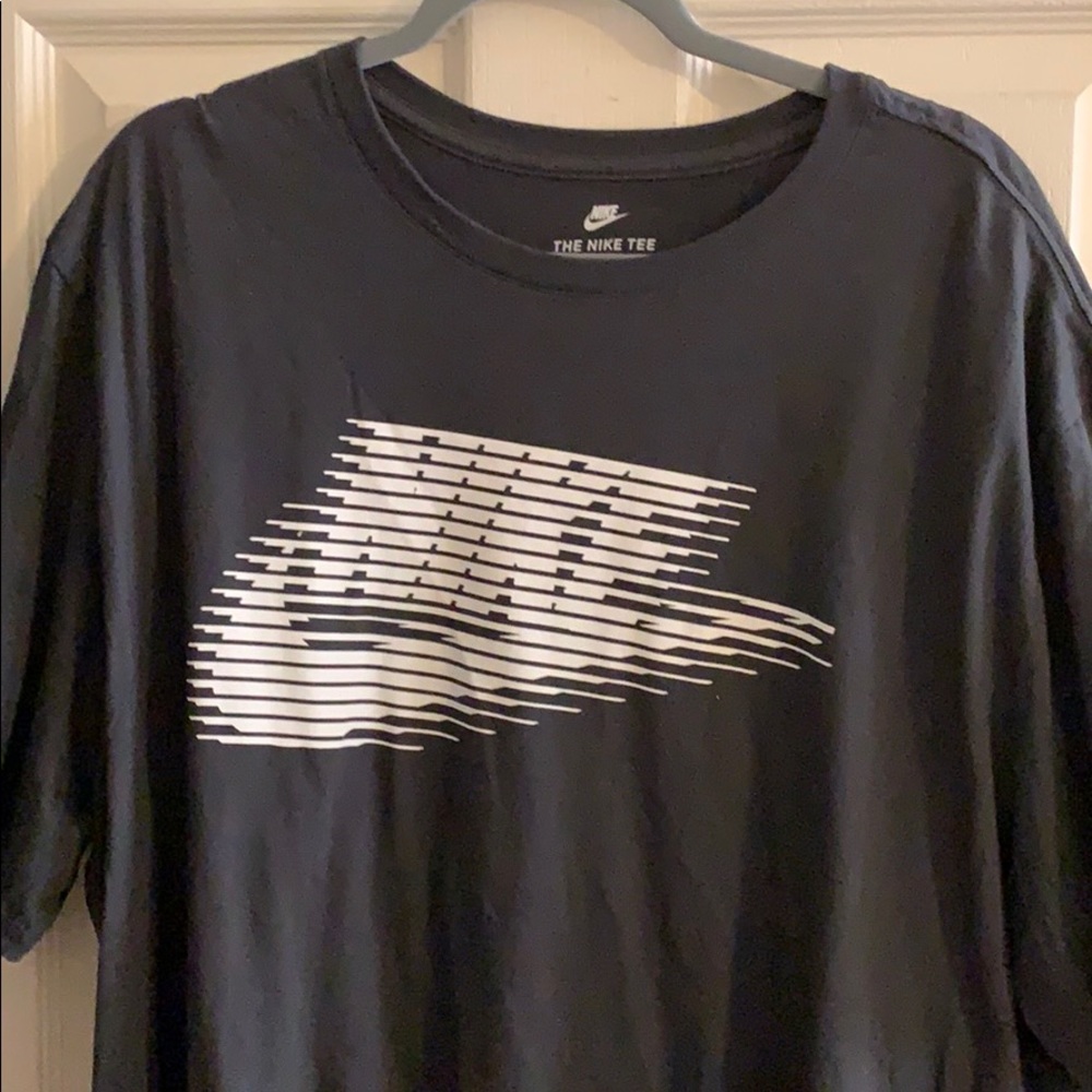 Nike T-shirt